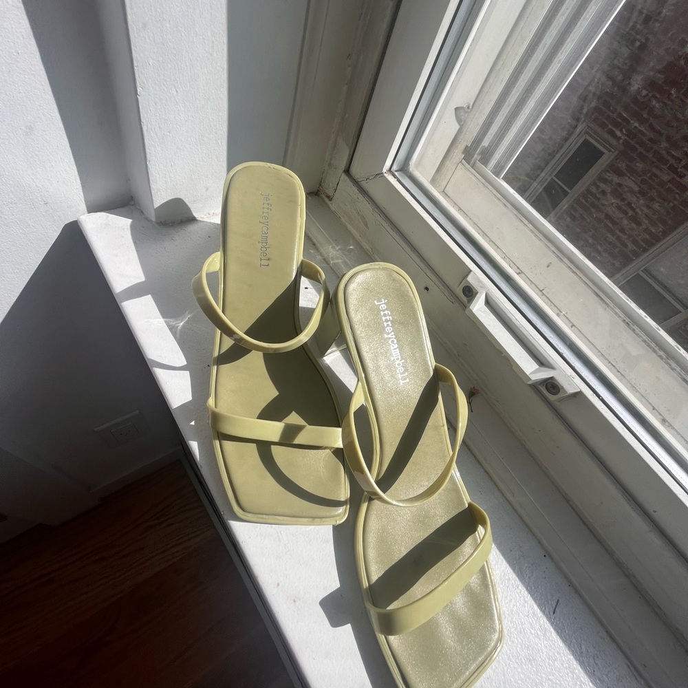 Jeffrey Campbell green/olive kitten heels!